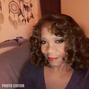 Meet your Posher, Thais